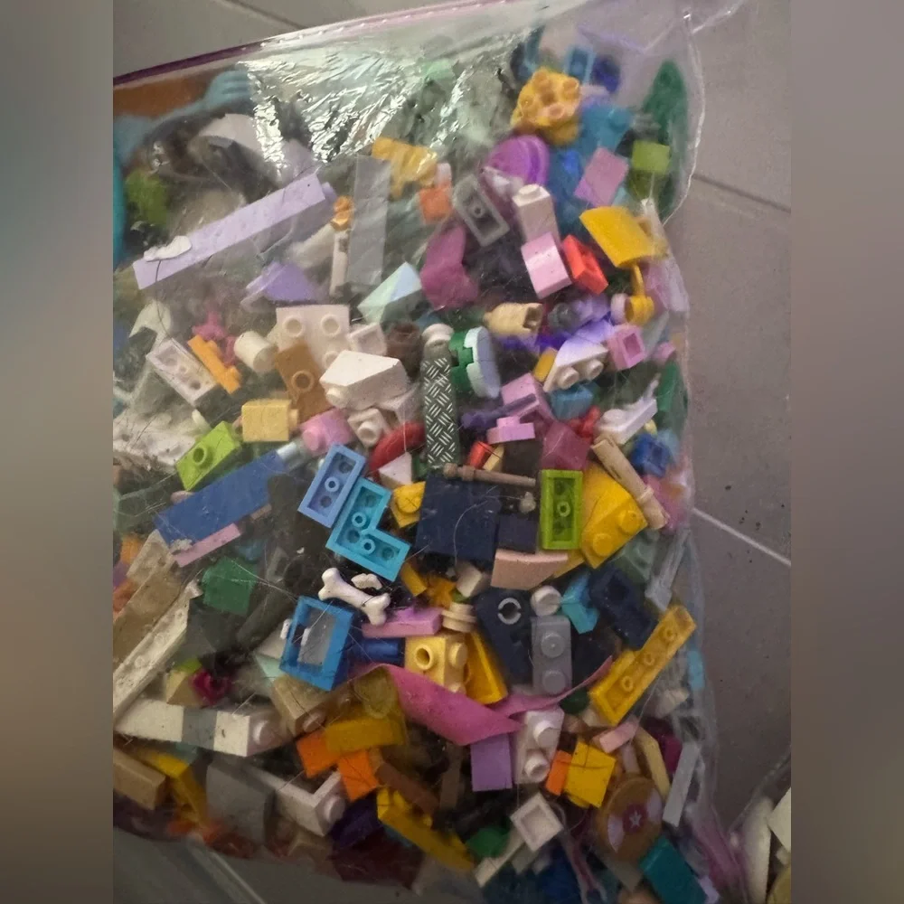 Lego misc freestyle bag as shown